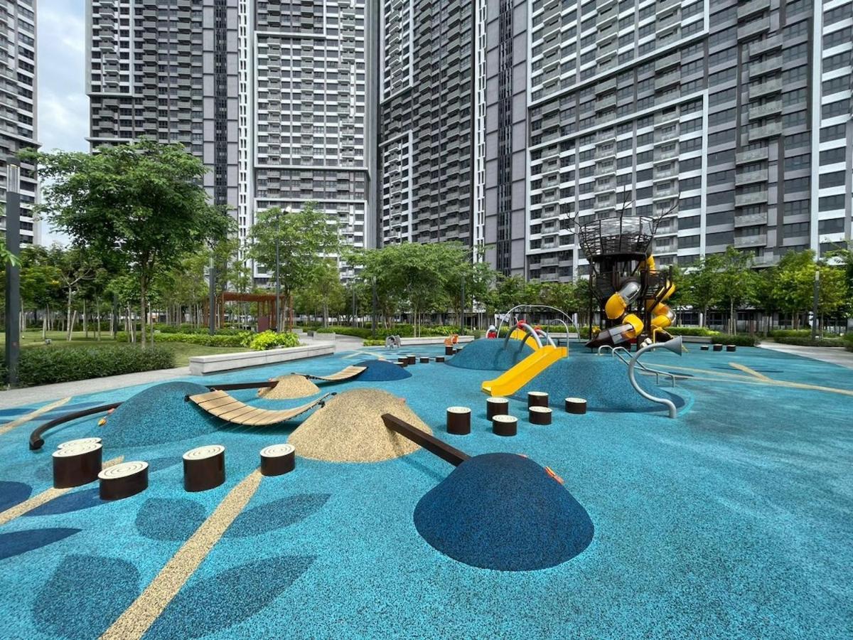 M Vertica Cozy 4r2b Near Sunway Velocity Pangsapuri