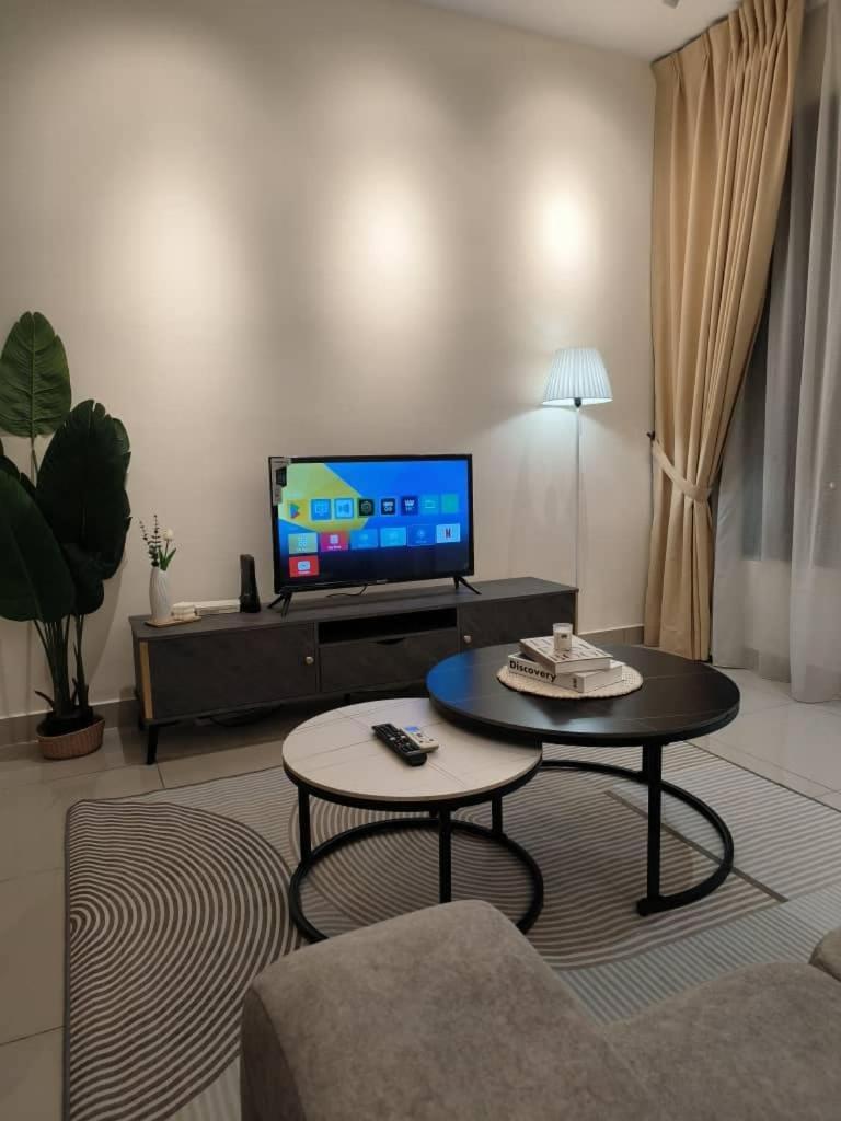 M Vertica Cozy 4r2b Near Sunway Velocity Pangsapuri